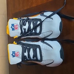 Steelers mens shoe